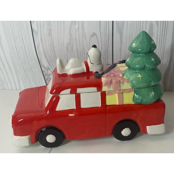 Peanuts | Kitchen | Peanuts Snoopy Sleeping On Christmas Truck Cookie